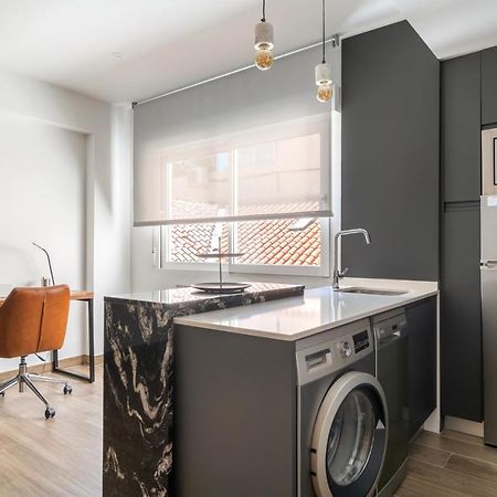 Magico Apartamento En El Centro Madrid Luaran gambar