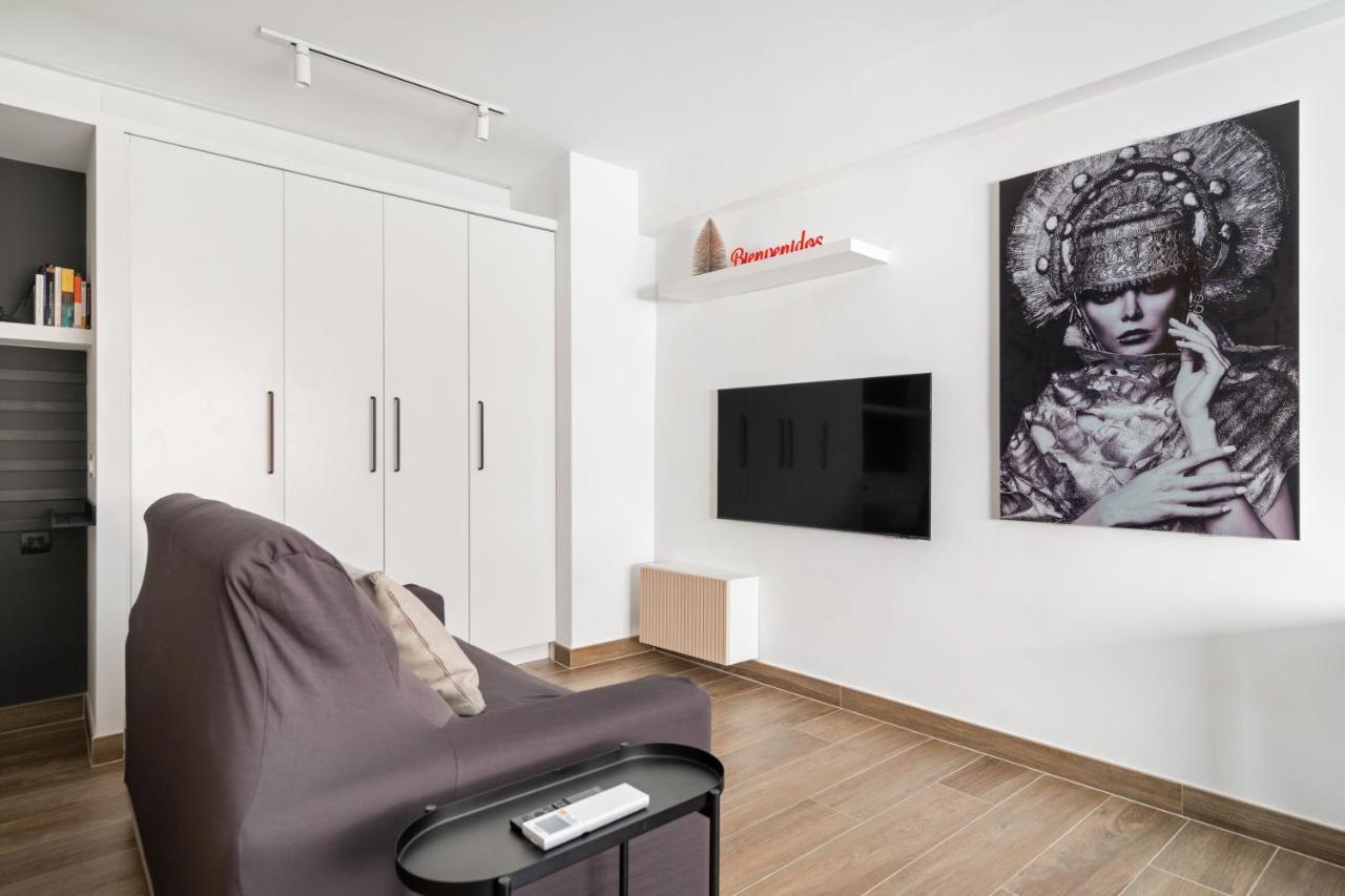 Magico Apartamento En El Centro Madrid Luaran gambar
