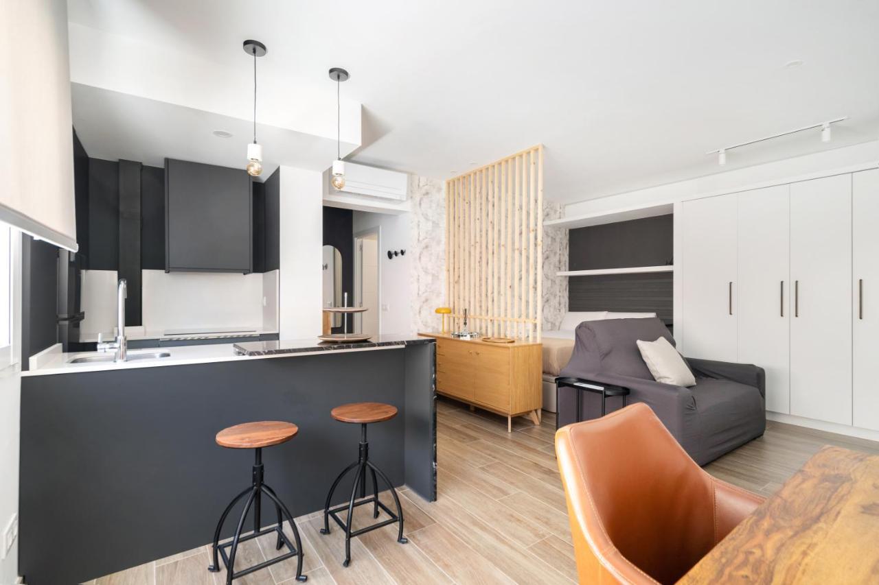 Magico Apartamento En El Centro Madrid Luaran gambar