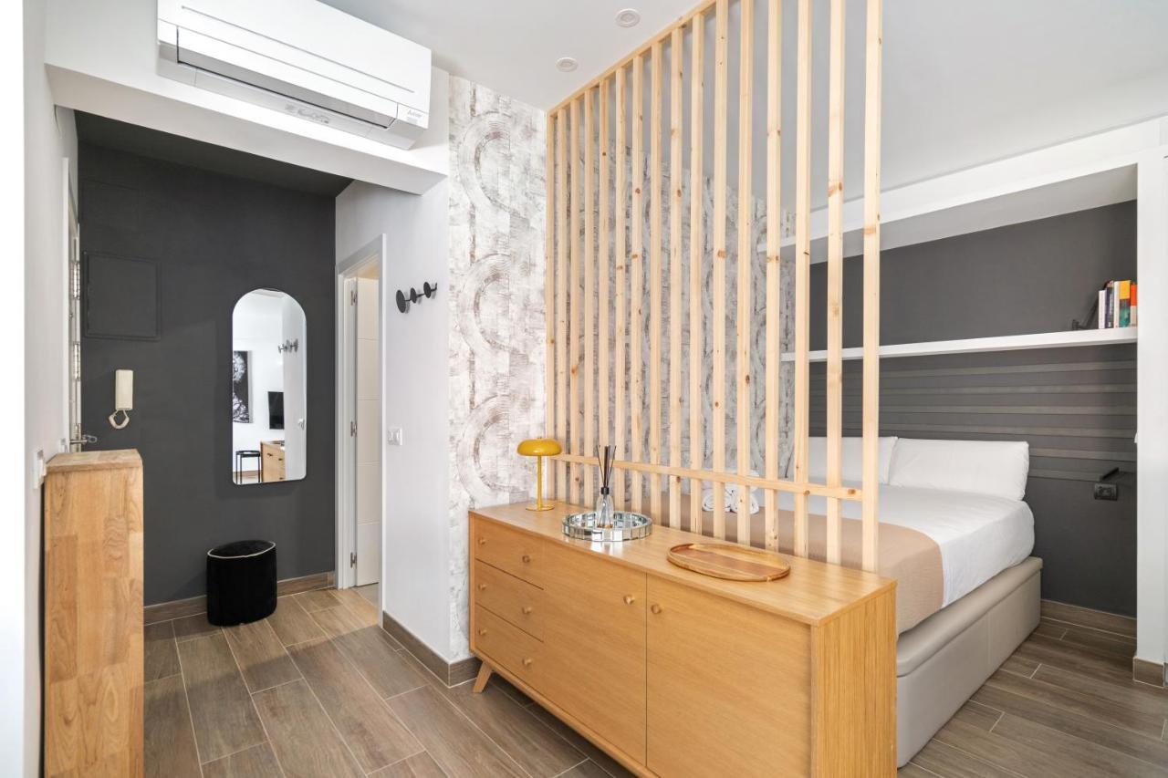 Magico Apartamento En El Centro Madrid Luaran gambar