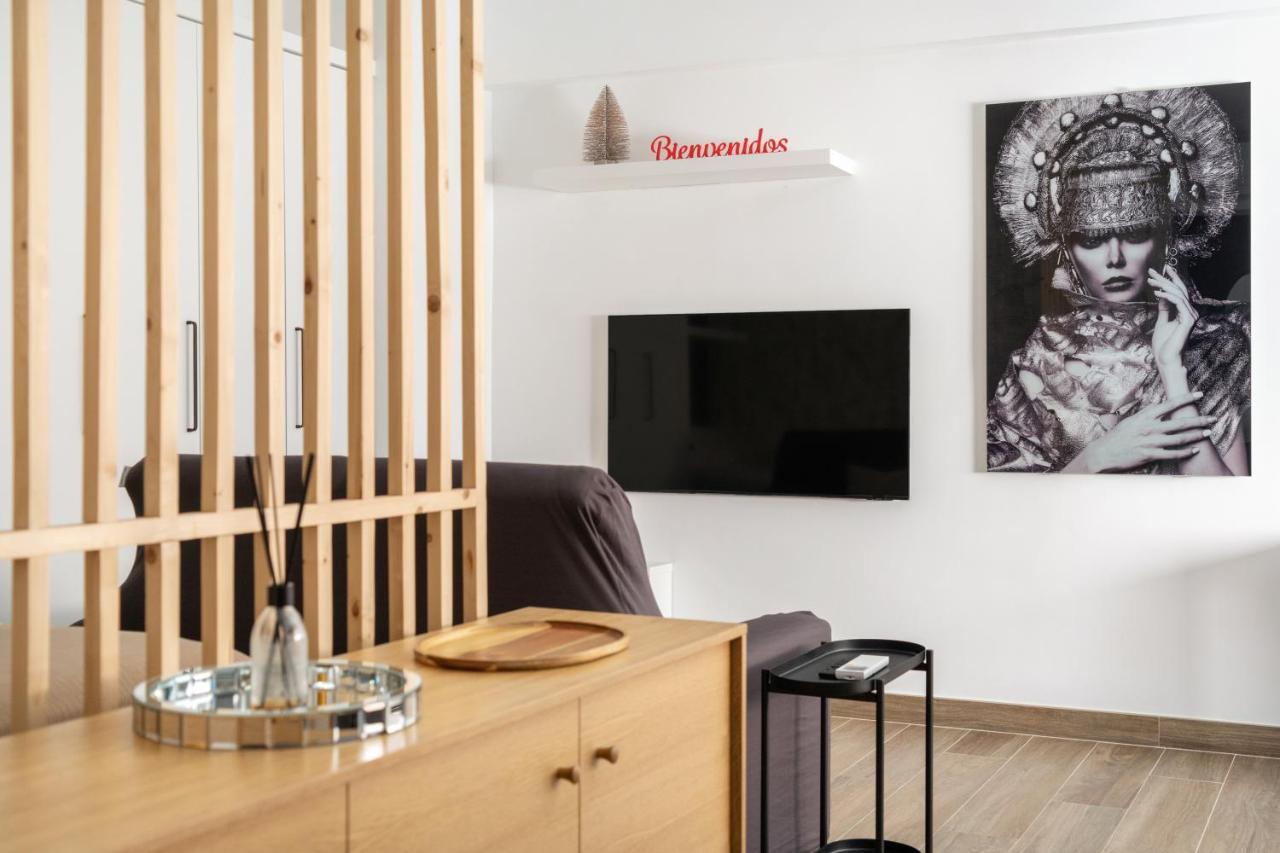 Magico Apartamento En El Centro Madrid Luaran gambar